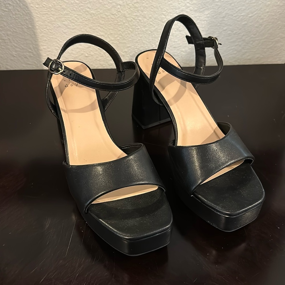 A New Day Platform Heels - Size 7.5